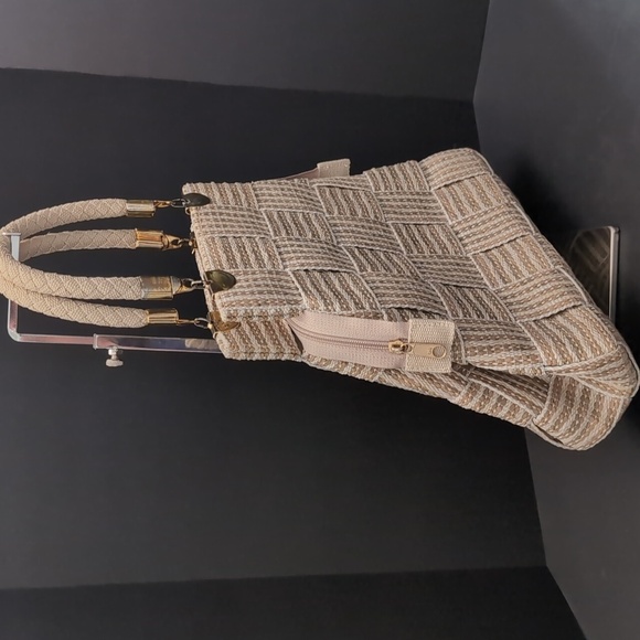 VGT, Fiona Italian Straw Woven Women's Handbag with Rope Handles. - Picture 2 of 16